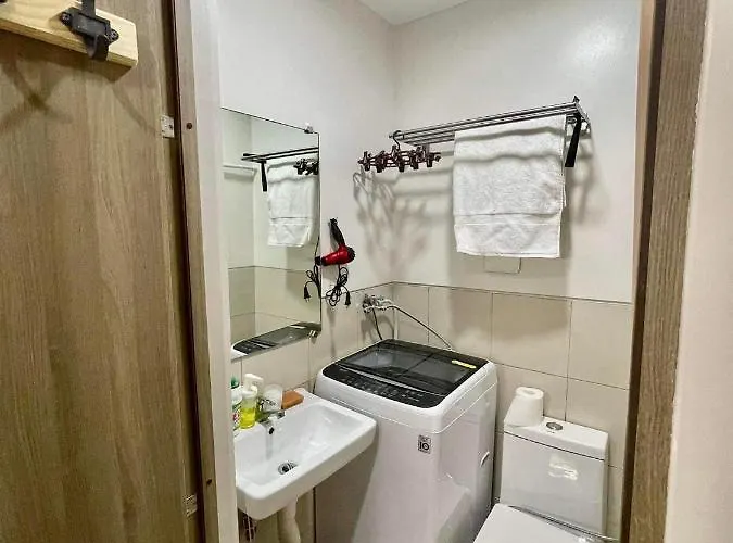 Apartahotel Mcondo Suites 15mins-to-airport *
